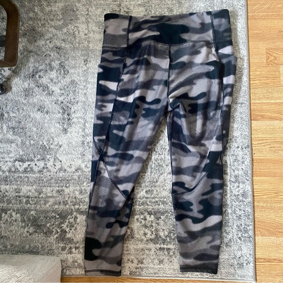 Xersion 7/8 Ankle Legging - Picture 5 of 5